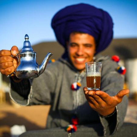 מרזאוגה Madu Luxury Desert Camp מראה חיצוני תמונה